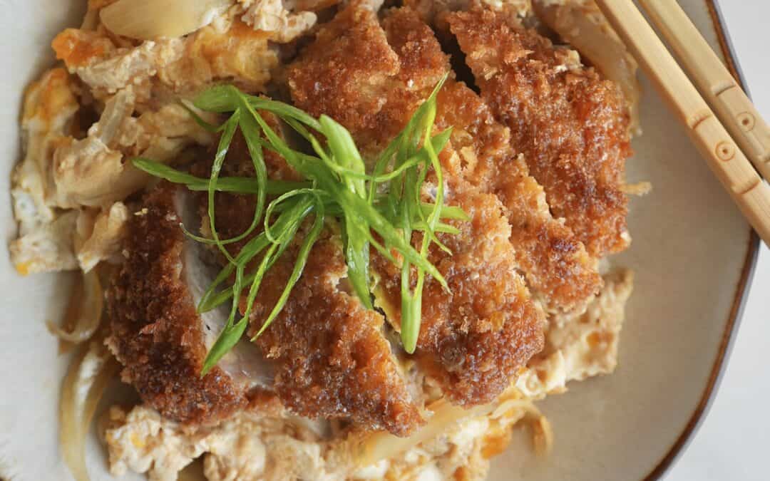 Classic Japanese Katsudon (かつ丼) – Katsu and Egg Rice Bowl
