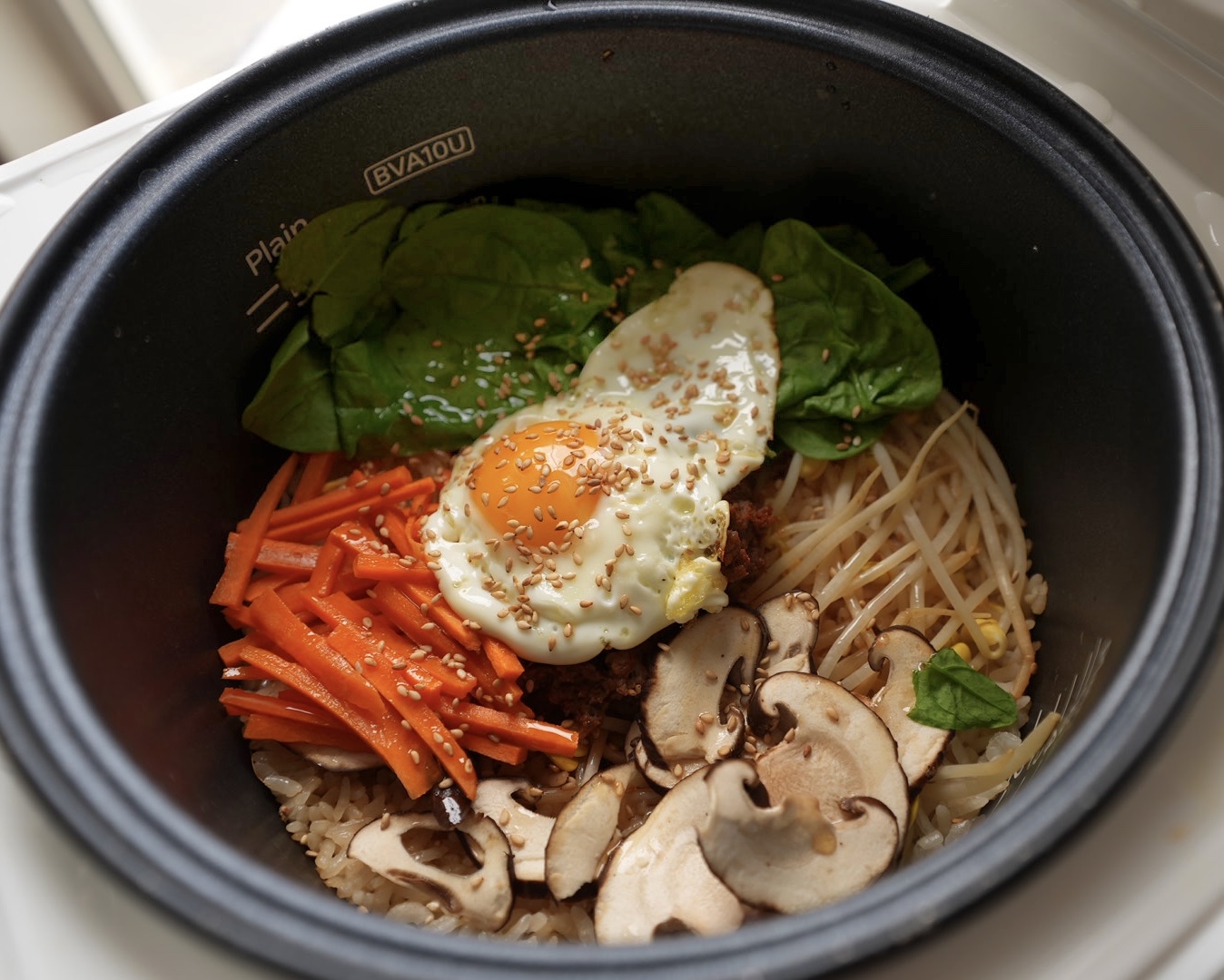 Quick and Easy Korean Bibimbap (Mixed Rice) in a Rice Cooker