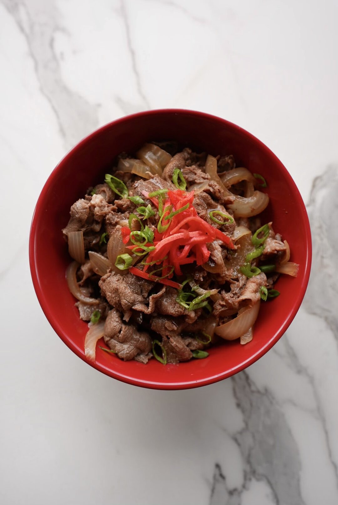 Classic Japanese Gyudon (牛丼) – Beef and Onion Rice Bowl