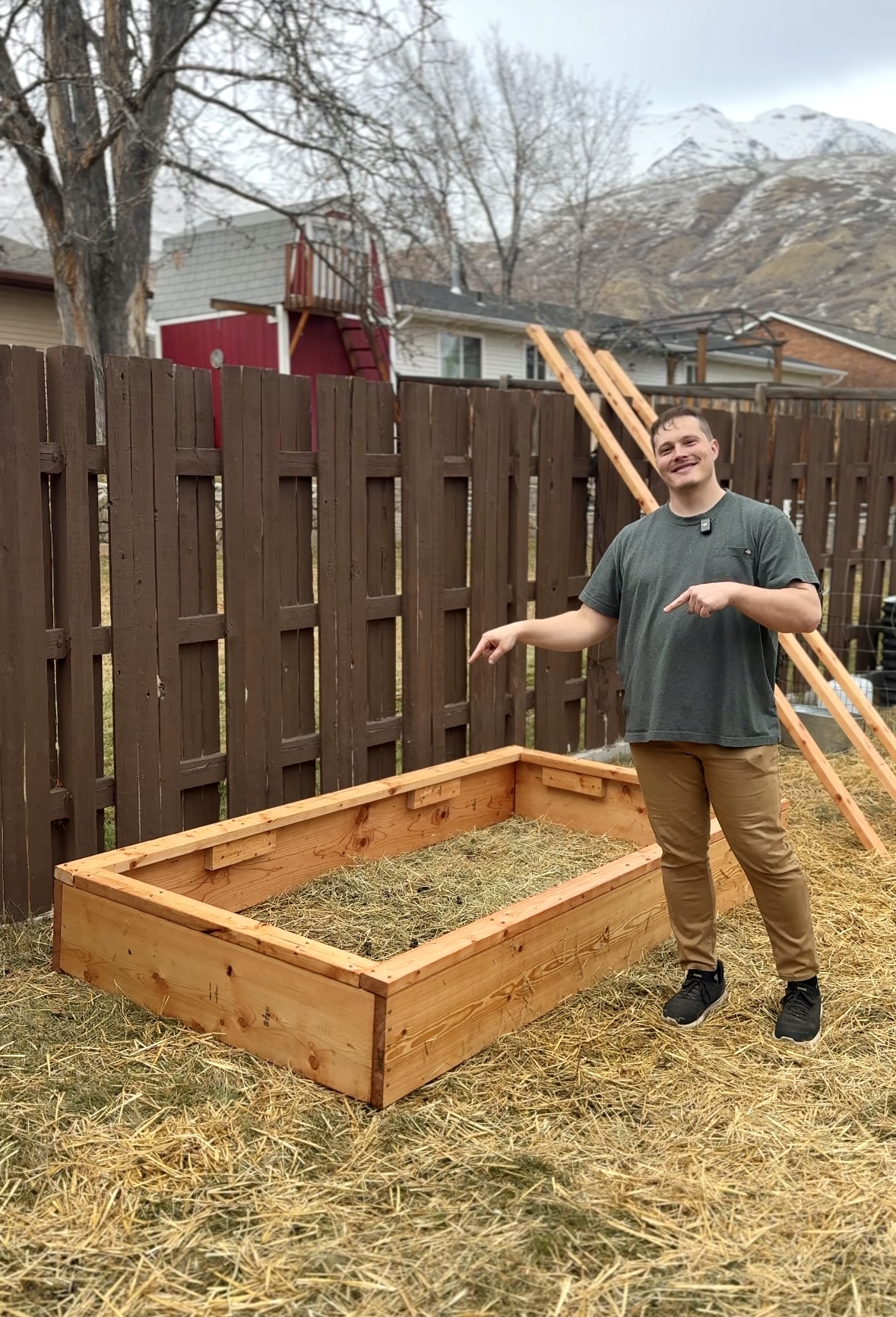 How to Build a Wooden Raised Garden Bed