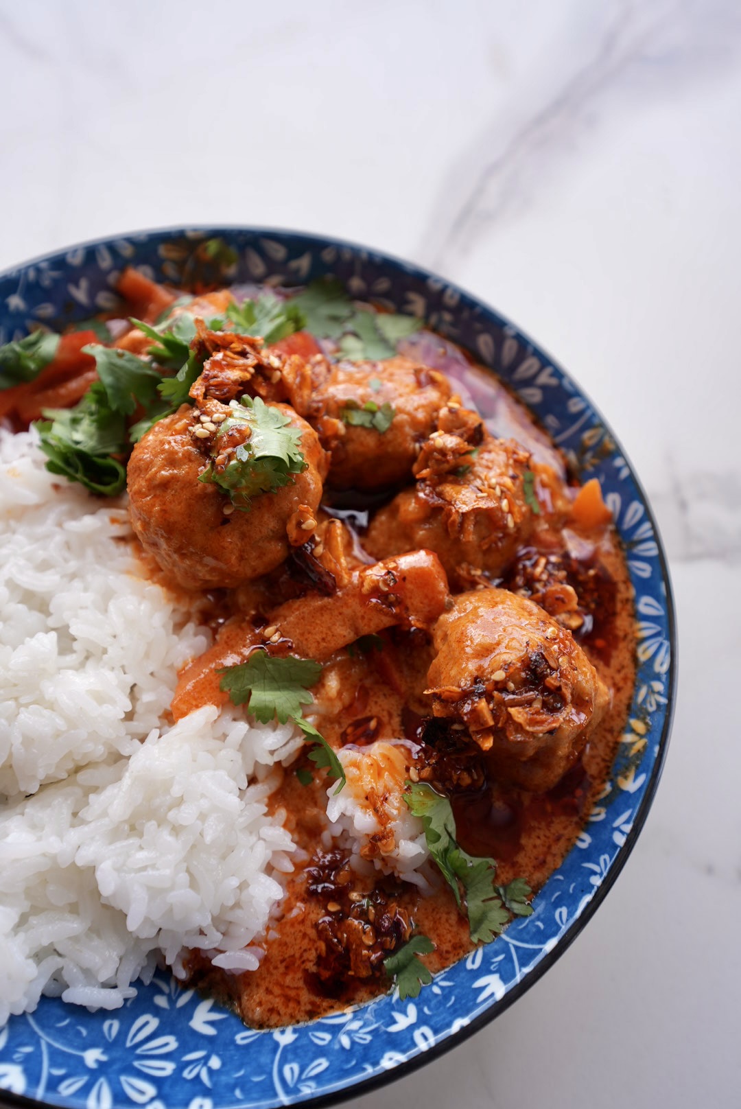Easy One-Pot Chicken Meatballs in Red Coconut Curry