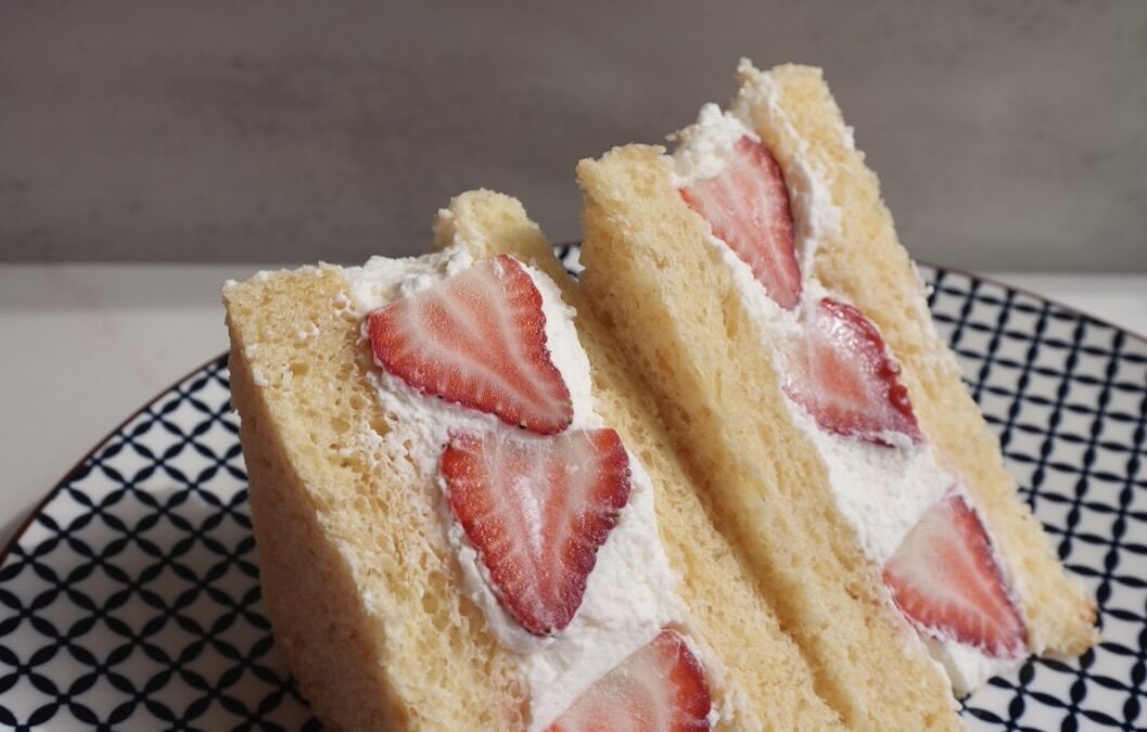 How to Make Ichigo Sando (Japanese Strawberry Sandwich)