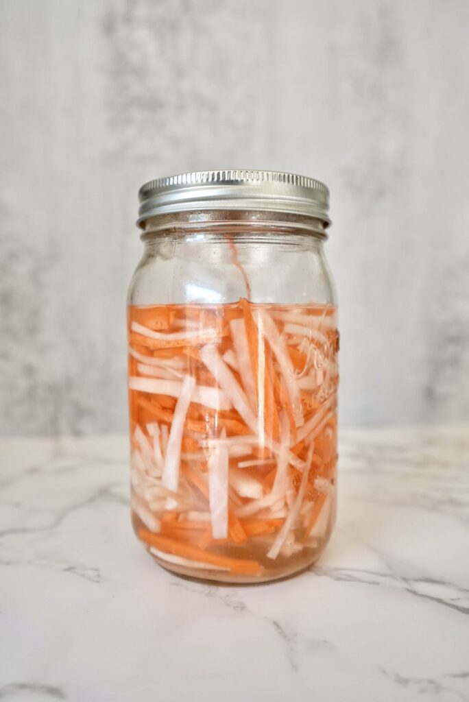 How to Make Đồ Chua (Vietnamese Pickled Daikon and Carrots)