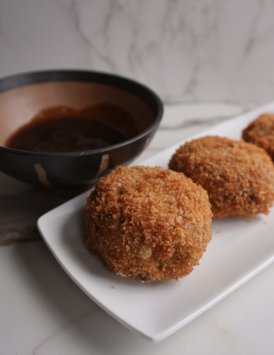 Japanese Curry Korokke (Croquettes)